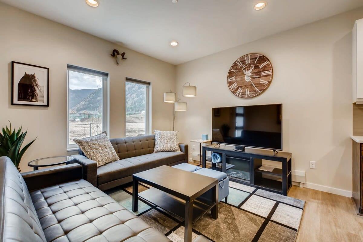 Elbert'S Escape Sleeps 8 Lakefront Views ジョージタウン エクステリア 写真