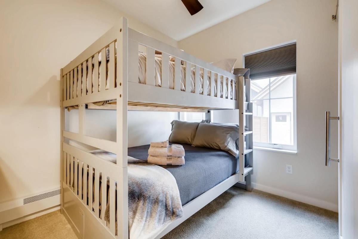 Elbert'S Escape Sleeps 8 Lakefront Views ジョージタウン エクステリア 写真