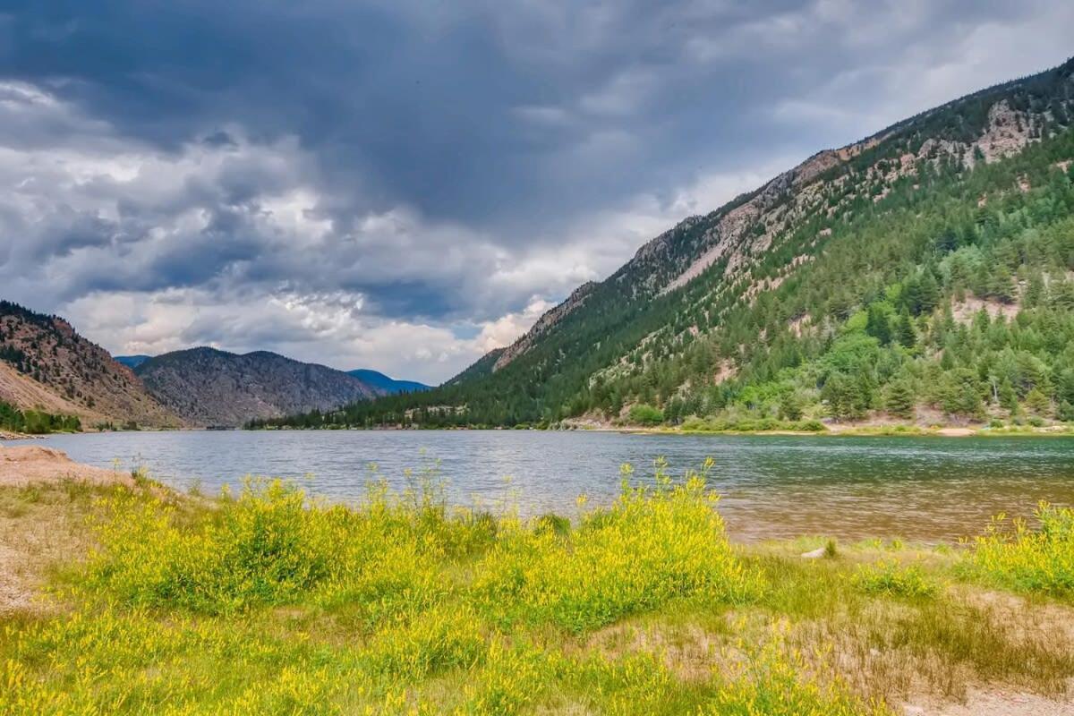 Elbert'S Escape Sleeps 8 Lakefront Views ジョージタウン エクステリア 写真